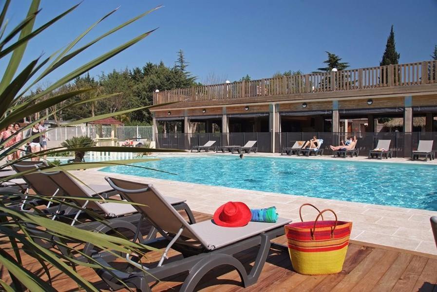 Camping Maeva Respire Ecolodge L'Etoile D'Argens Frejus Exterior photo